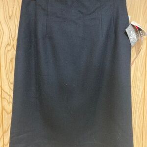 Briggs New York  skirt